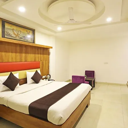 Hotel Sm Suits Near Delhi Airport-Unit By Grand Urban Luxury